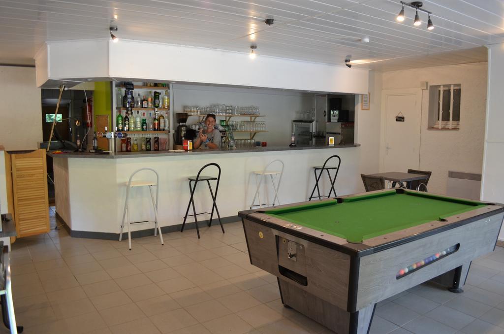 Camping La Vidaresse Hotel Sainte-Anastasie-sur-Issole Buitenkant foto