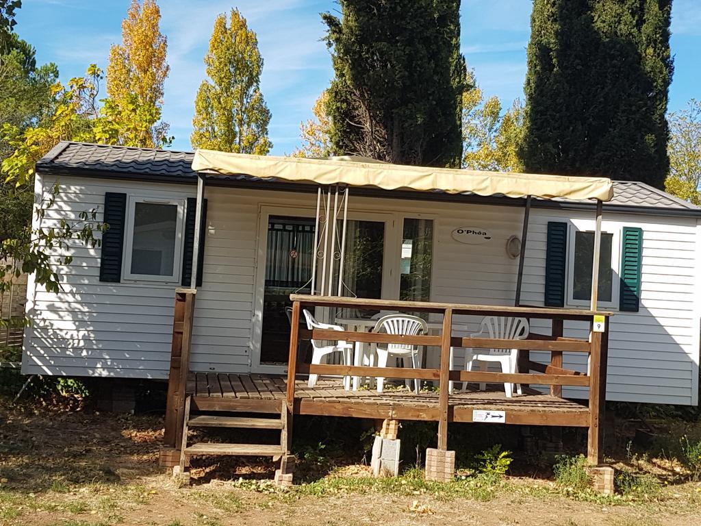 Camping La Vidaresse Hotel Sainte-Anastasie-sur-Issole Buitenkant foto